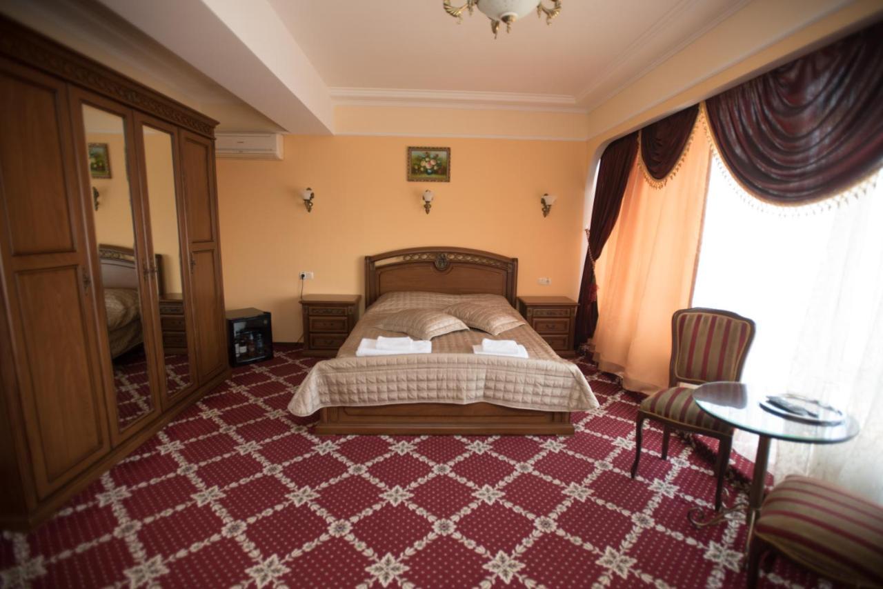 Altin Palace Comrat Exteriér fotografie