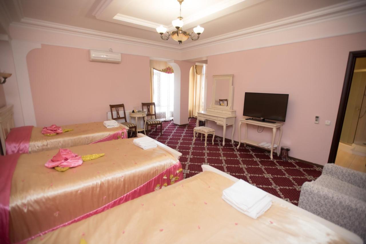 Altin Palace Comrat Exteriér fotografie
